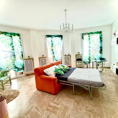 Dimora Chic Nel Cuore Di , Wi-fi , Parcheggio アパート フォルリ